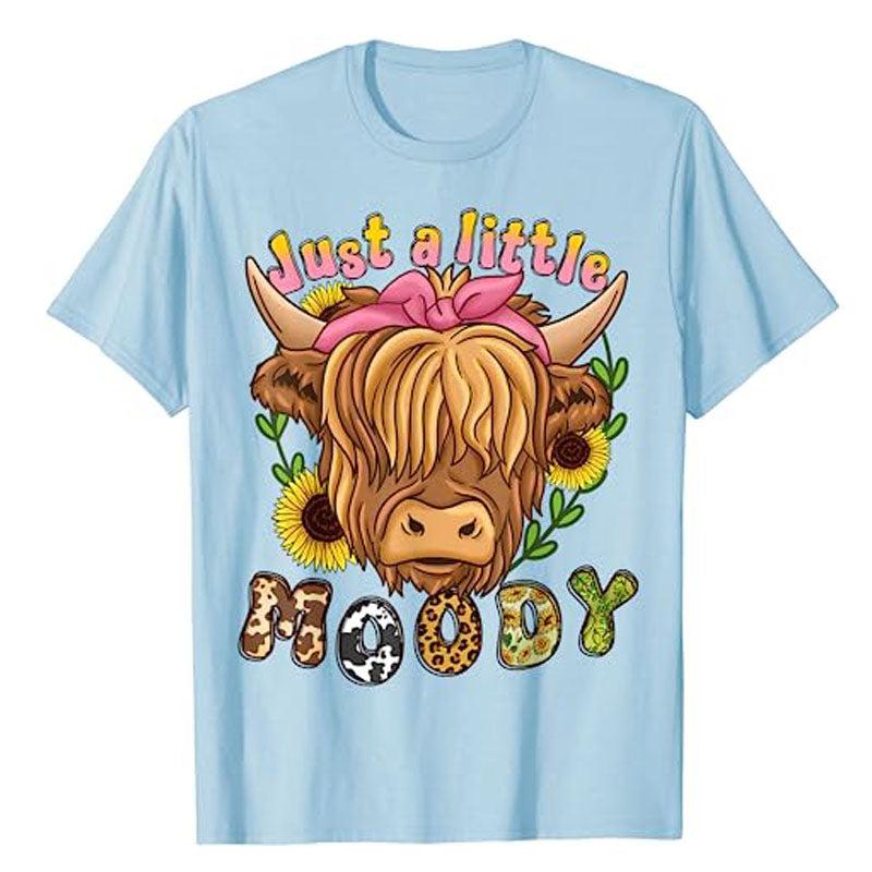 Highland Cow Scottish Highland Cow T-Shirt Cute Animal Lover Floral Print Graphic Tee Tops Women's Fashion Short Sleeve Blouses