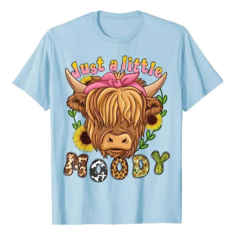 Highland Cow Scottish Highland Cow T-Shirt Cute Animal Lover Floral Print Graphic Tee Tops Women's Fashion Short Sleeve Blouses