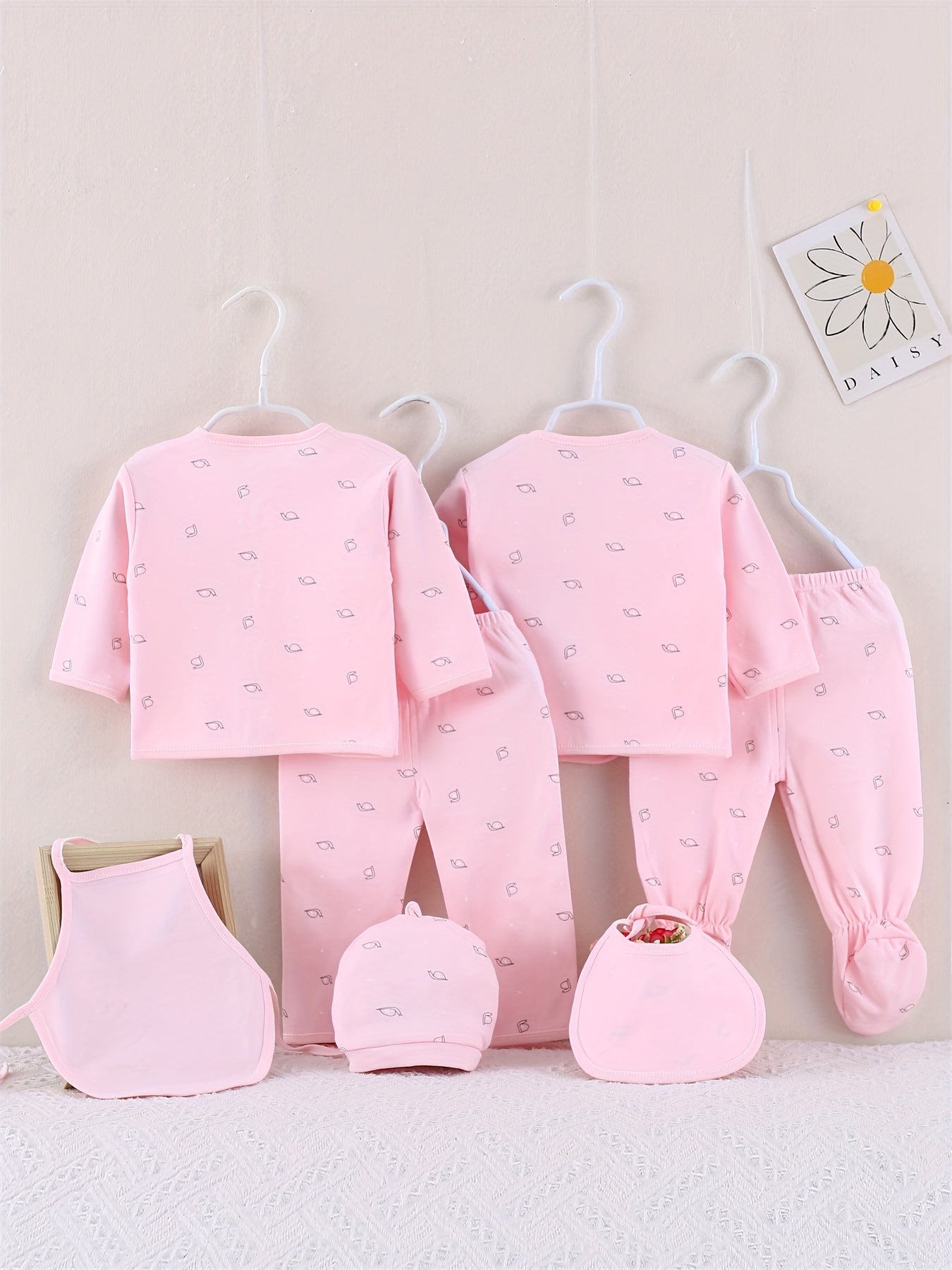 7pcs Newborn Outfits Gifts, Cute Graphic Baby Boys Girls Cotton Comfy Clothes Set - Footed Pants Cardigan Top Trousers Hat Bib Set Outdoor Clothes Outdoor Clothes