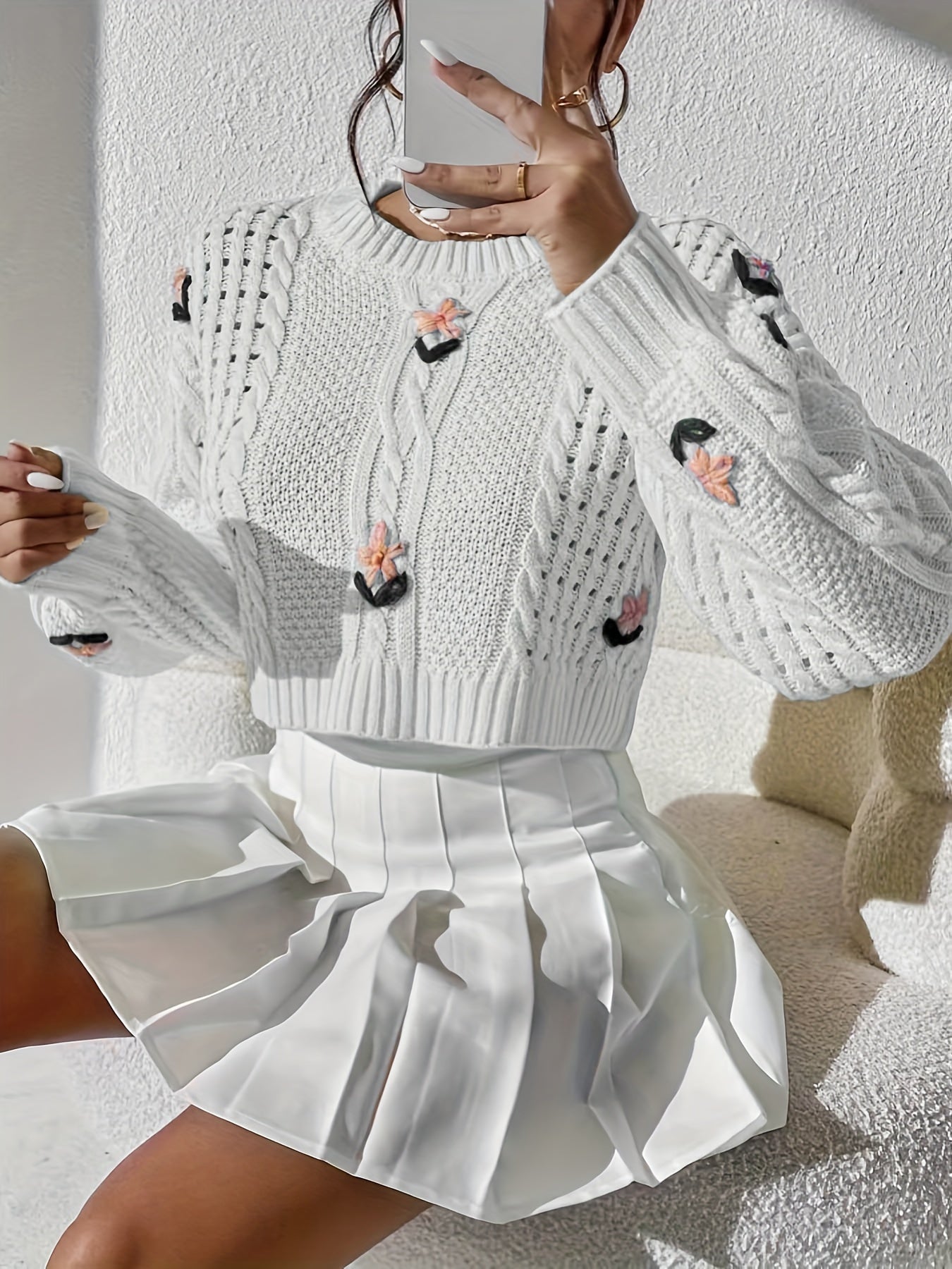 Zhonggong Hand-embroidered Retro Elegant Sweater Set With Flower Pattern