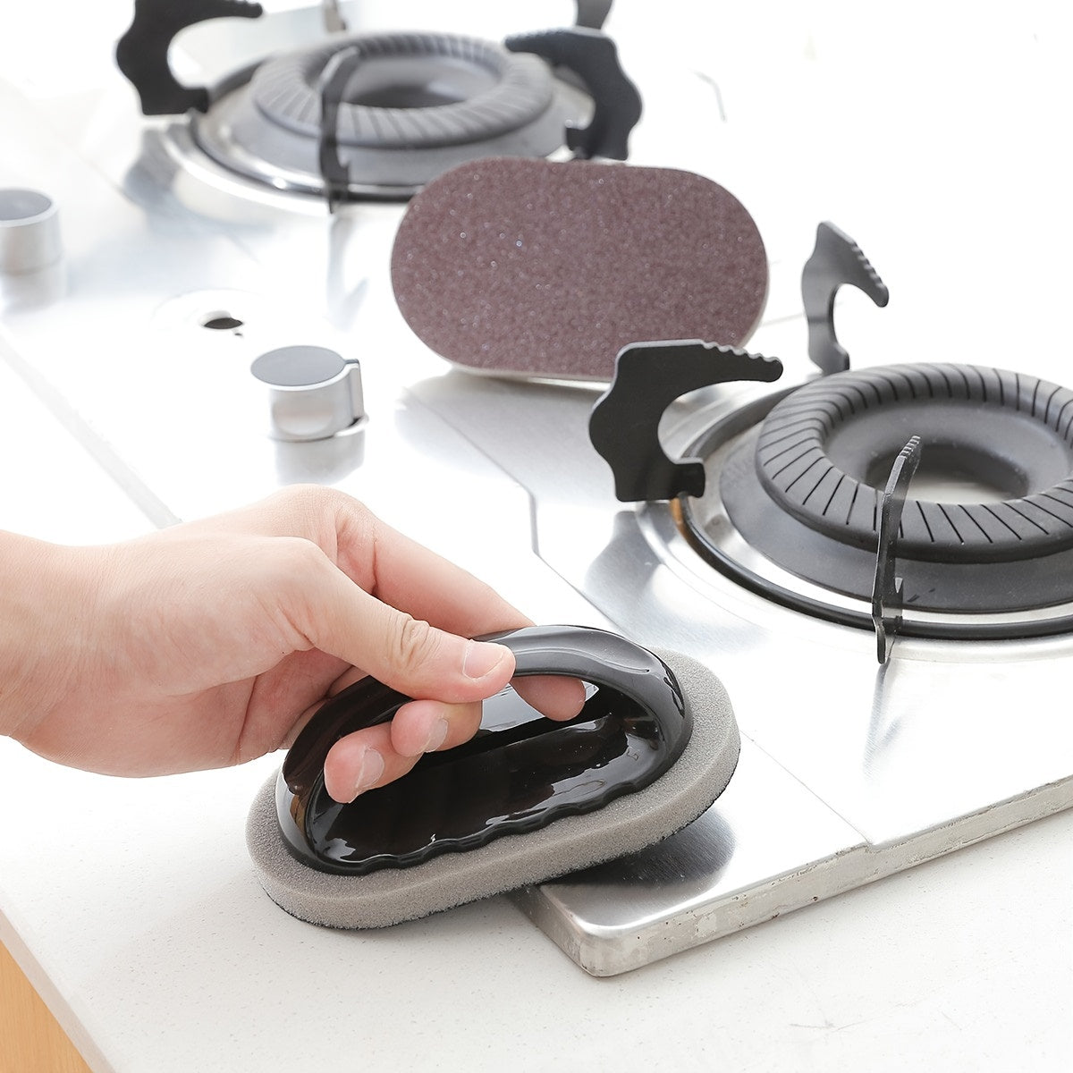 1pc Kitchen Magic Sponge Brush: Strong Decontamination for Pots, Pans, Grinders & Knives!