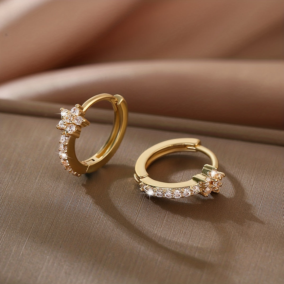 Delicate Flower-Shaped Copper Hoop Earrings - Sparkling Decorative Accents, Elegant Minimalist Design, Hypoallergenic Jewelry for Sensitive Skin, Ideal Gift for Women and Girls