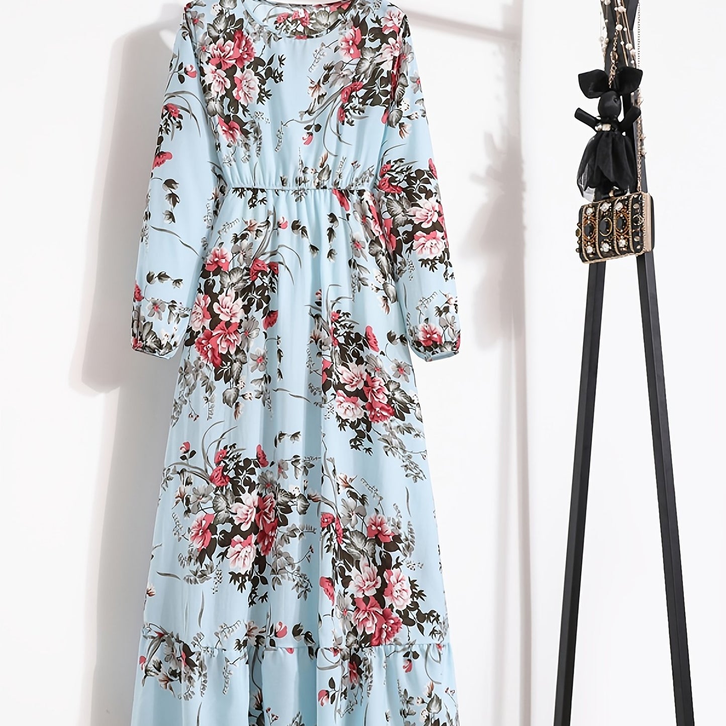 Bohemian Print Casual Party Long Dress with Ruffle Hem, Round Neck, Elastic Waist, and A-Line Silhouette