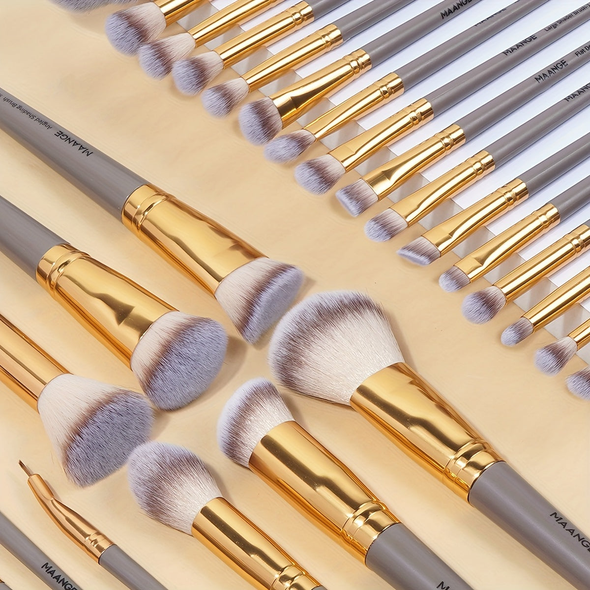 MAANGE 37pcs Makeup Tool Set with a Box, Including 25 Makeup Brushes And 12 Sponge Accessories, Perfect for Valentine'S Day And Mother'S Day Gifts, Portable for Travel.