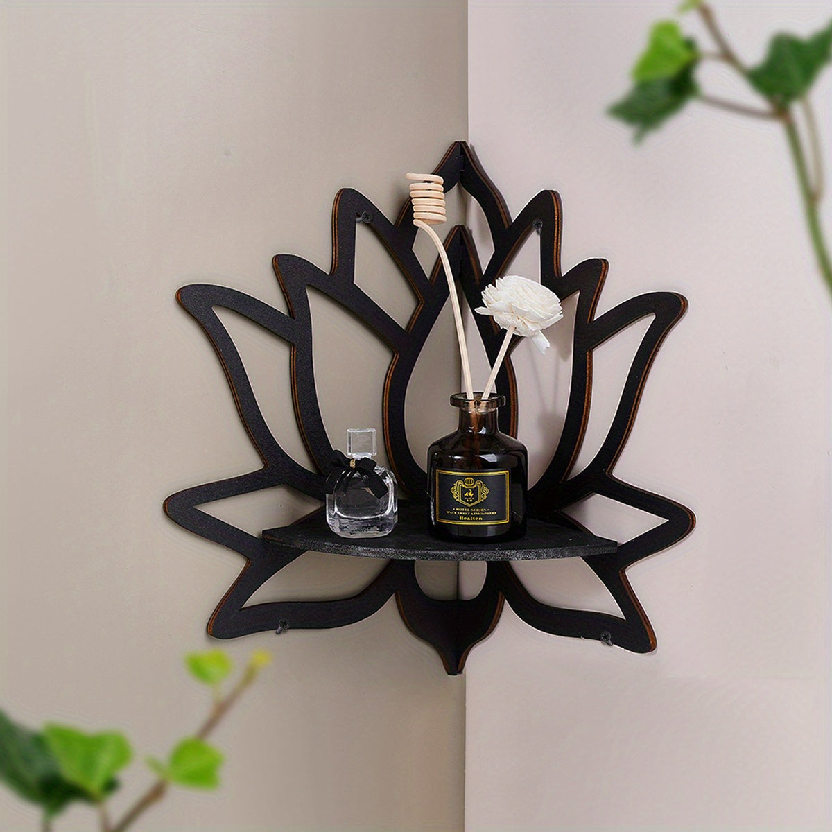 2pcs Black Lotus-Shaped Shelves, Wooden Material Lotus Wall Decoration Hangings, Flower Wall-Mounted Display Racks (Nails Not Included), DIY Assembled Wooden Crafts Hangings, Corner Wall-Mounted Decorations for Home, Used As