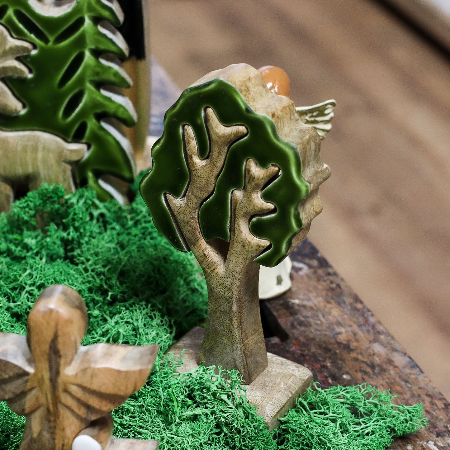 Lost in the Forrest -  Single Tree 3D Wooden Decoration - 20x10cm