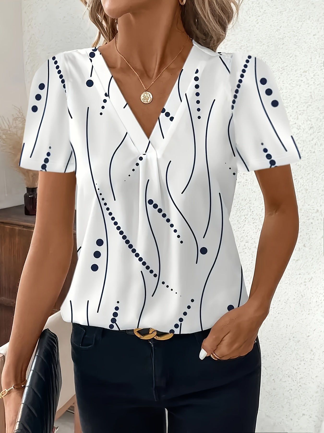 New Spring and Summer Fashionable Elegant Women's Shirt with Geometric Flower Pattern, Chest Pleats and V-Neck Short Sleeves