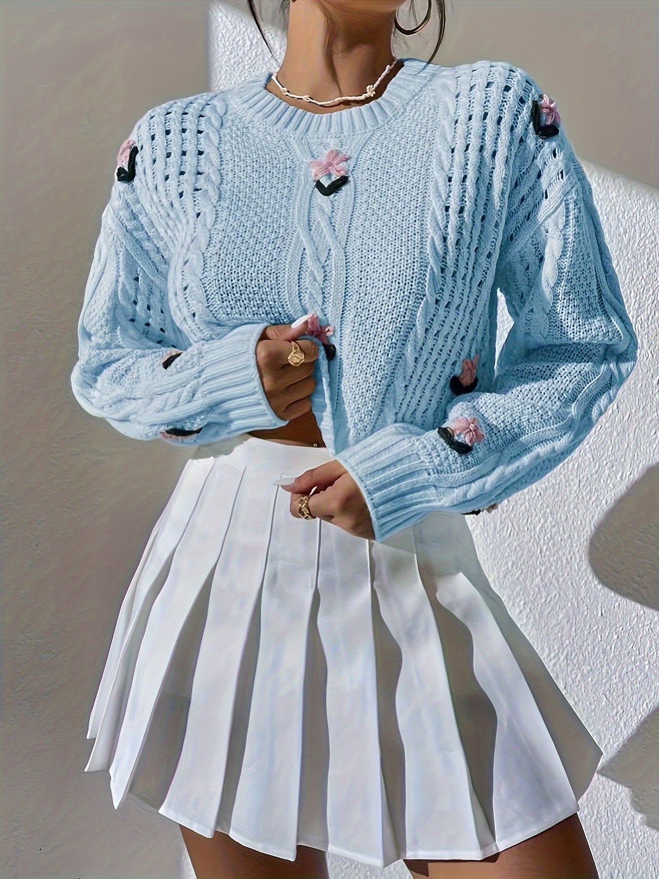 Zhonggong Hand-embroidered Retro Elegant Sweater Set With Flower Pattern