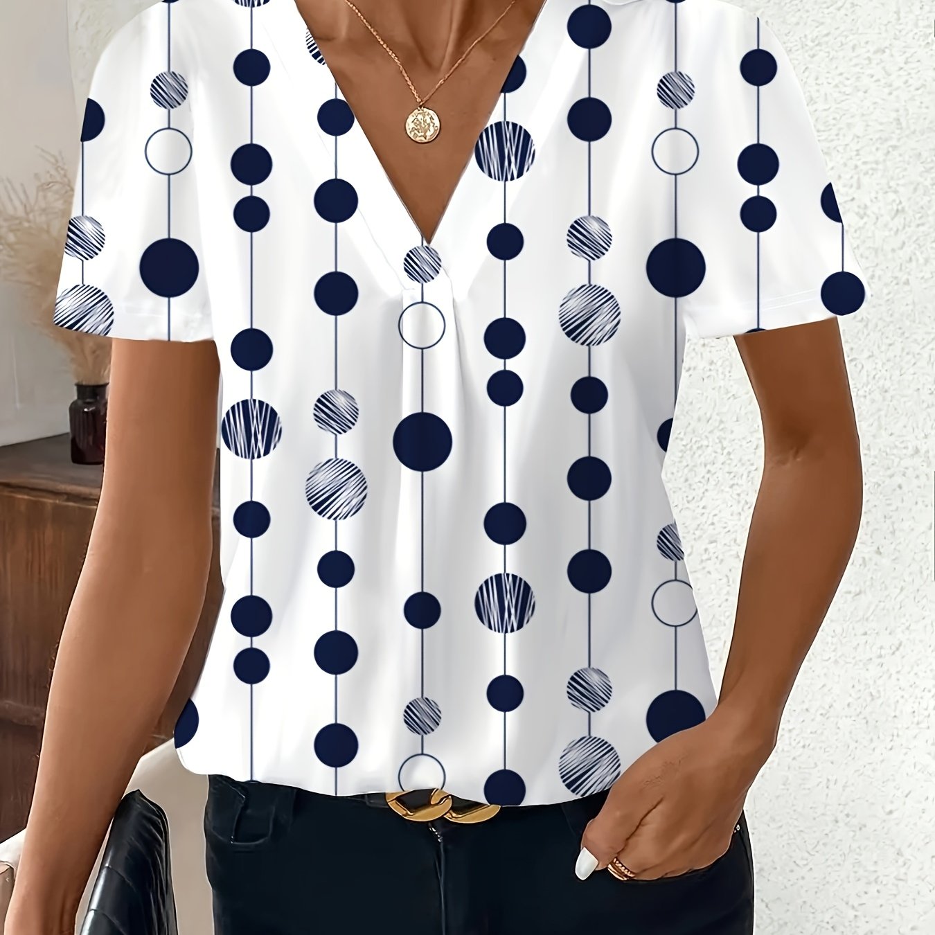 New Spring and Summer Fashionable Elegant Women's Shirt with Geometric Flower Pattern, Chest Pleats and V-Neck Short Sleeves