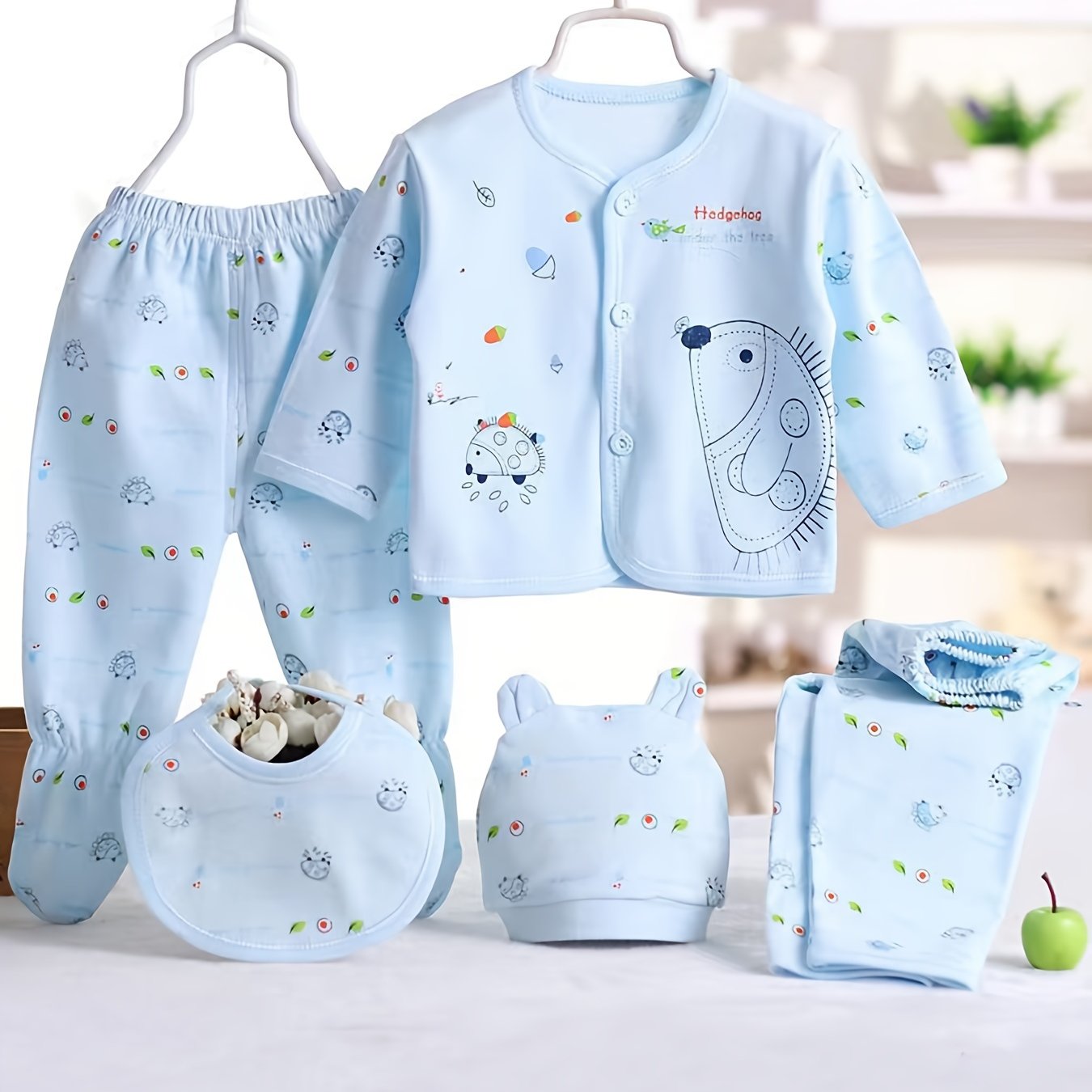 5pcs Baby 0-3m Set, All-Season Casual Outfits for Boys and Girls, Newborn Clothes, Girls' Pants and Baby Hat with Drool Bib, Baby Shower Essentials, for Outdoor