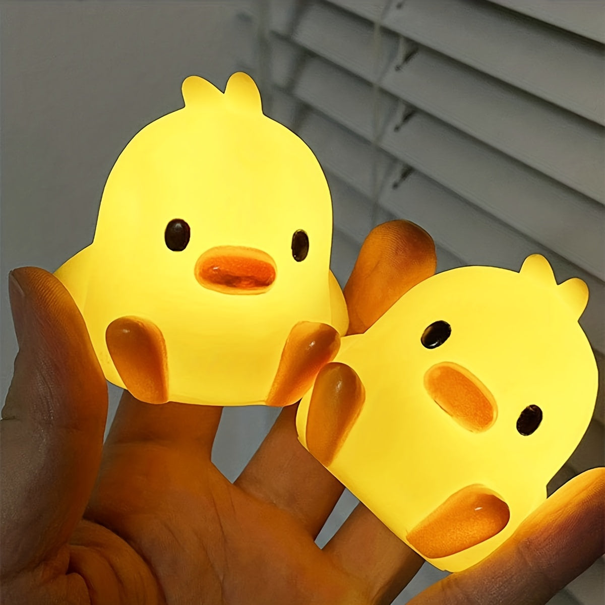 1pc Cute Mini Yellow Duck Night Light, Warm Light, For Bedroom Bedside Home Room Decor, Novelty Luminous Toy Gifts