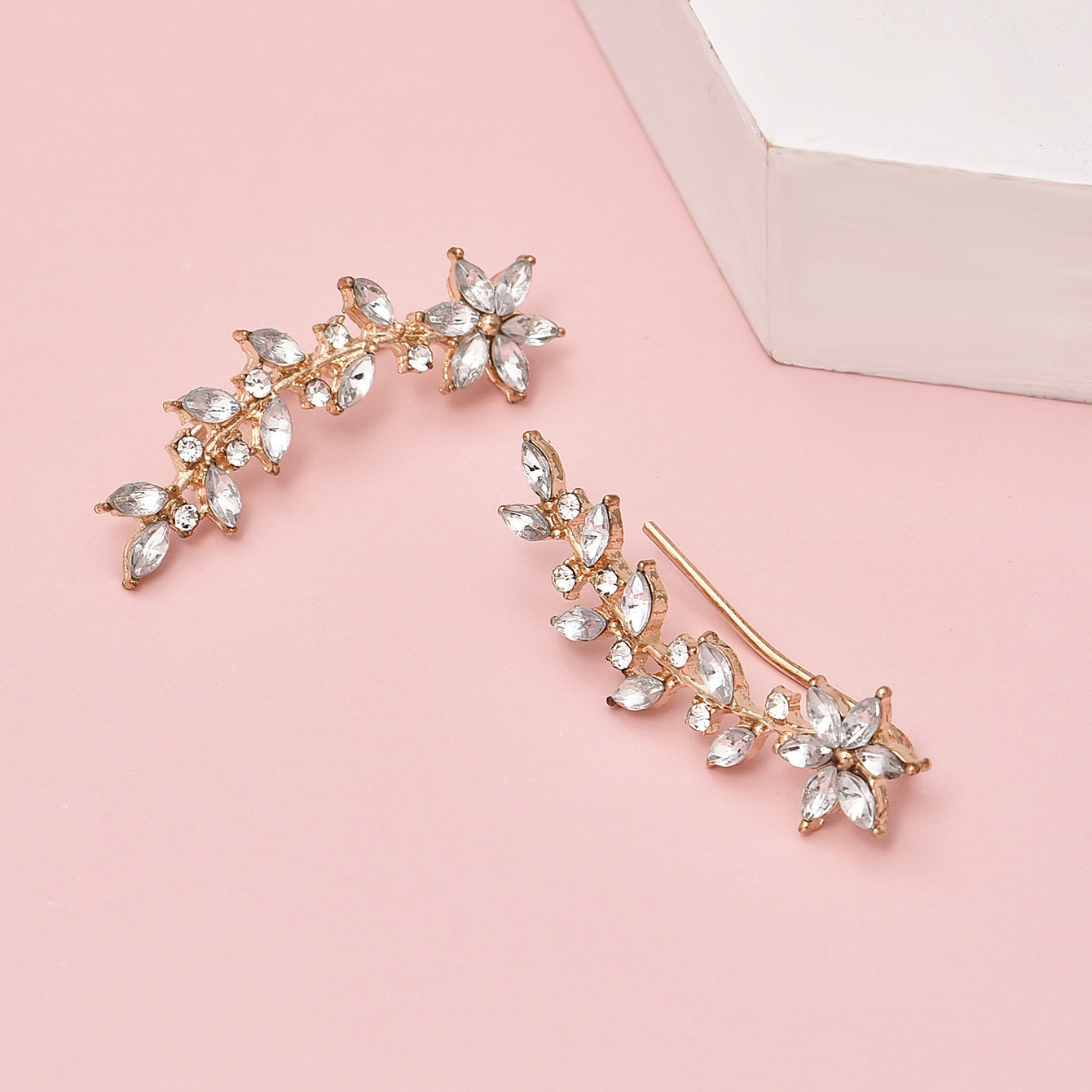 1 Pair Bohemian Crystal Leaf Earrings