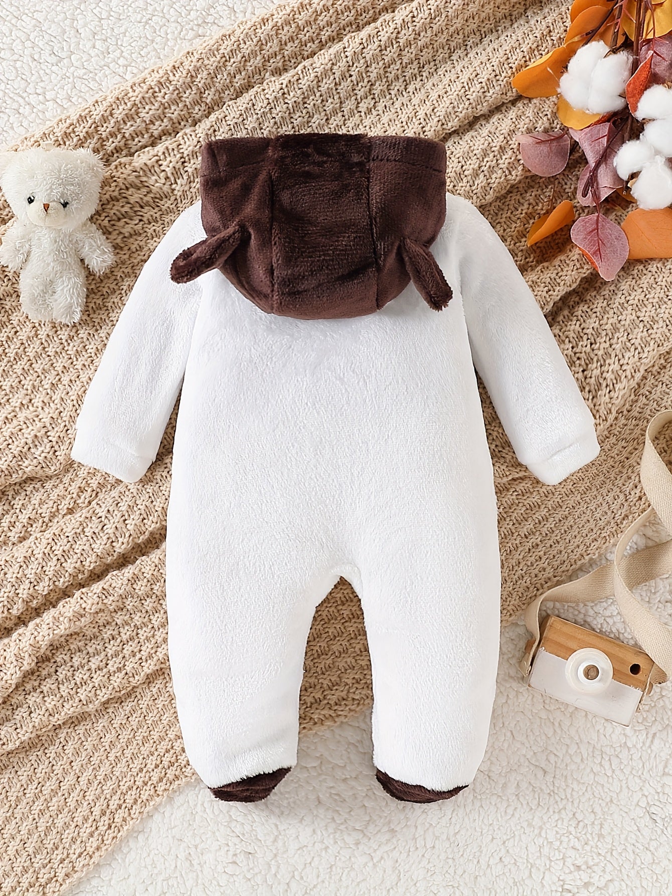 Baby Footed Onesie, Newborn Infant Footed Romper, Winter Thickened Plush Warm Base Layer, Perfect for Outdoor