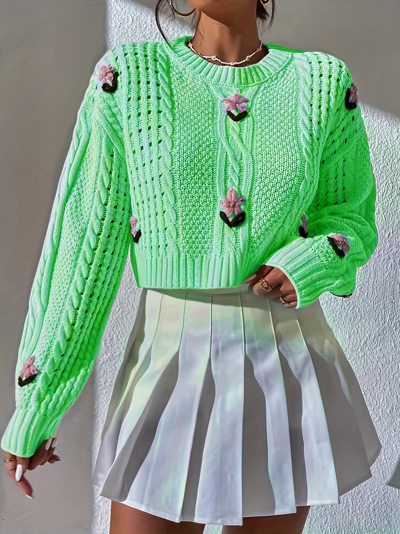 Zhonggong Hand-embroidered Retro Elegant Sweater Set With Flower Pattern