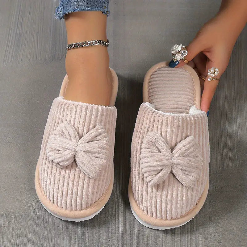 Women's Slip-On Winter Slippers With Bow