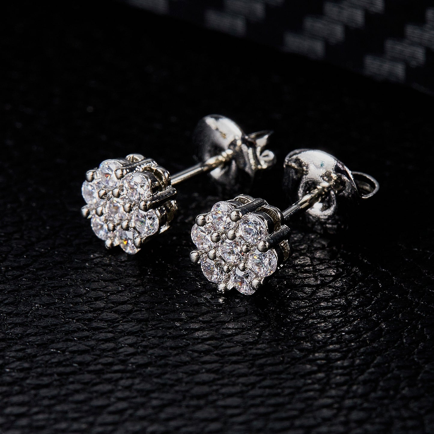 Elegant 1076 Flower Stud Earrings, 18K Golden Plated, Synthetic Cubic Zirconia, Copper, Perfect for Daily Wear and Gift Giving, Suitable for Mother's Day, All Seasons