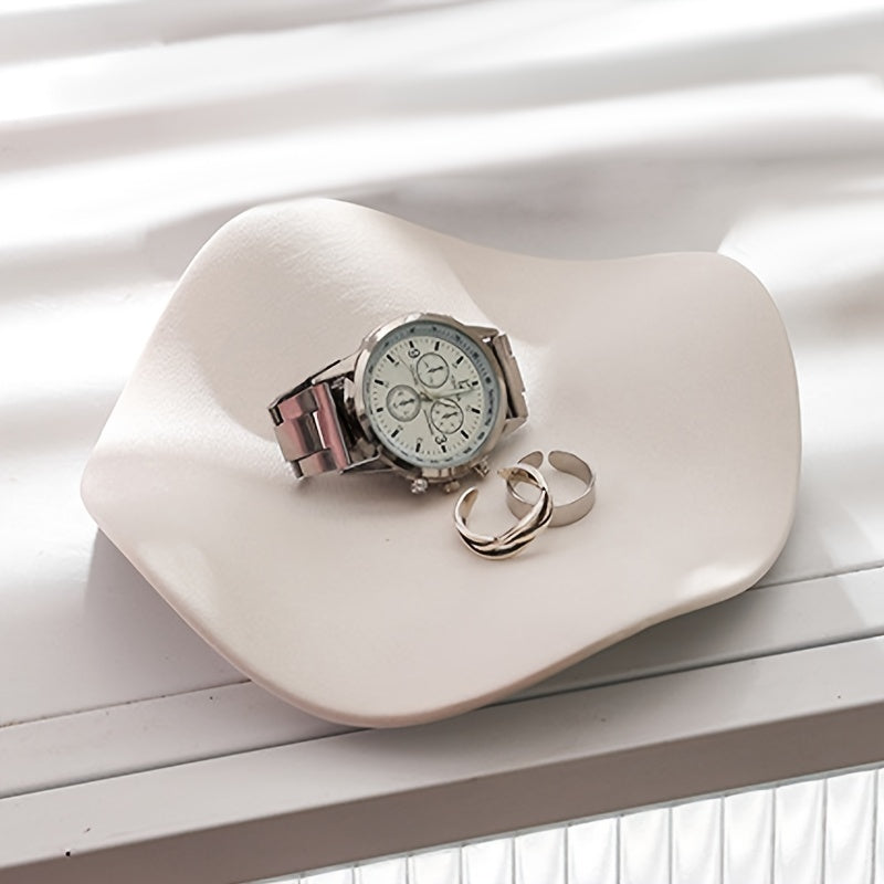A Jewelry Storage Tray, An Irregular Flower Jewelry Storage Dish, An Irregular Jewelry Display Tray, An Electroplated Light Luxury Ceramic Display Tray, Artwork, Interior Decoration, Bathroom Accessories