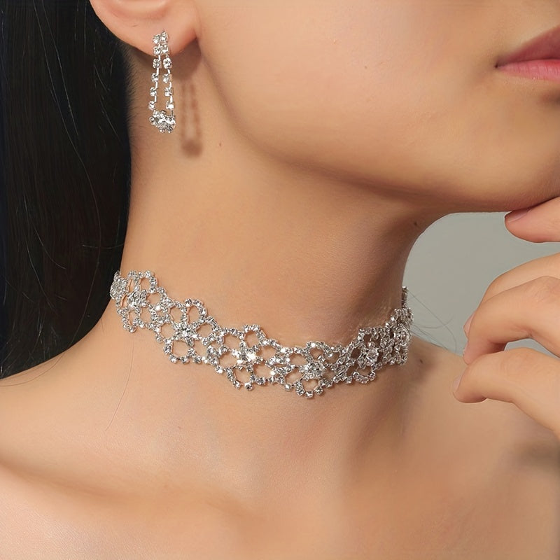 Luxurious Rhinestone & Faux Crystal Flower Jewelry Set - Elegant Claw Chain Necklace and Matching Stud Earrings, Copper Crafted for Daily Wear, Vintage Jewelry