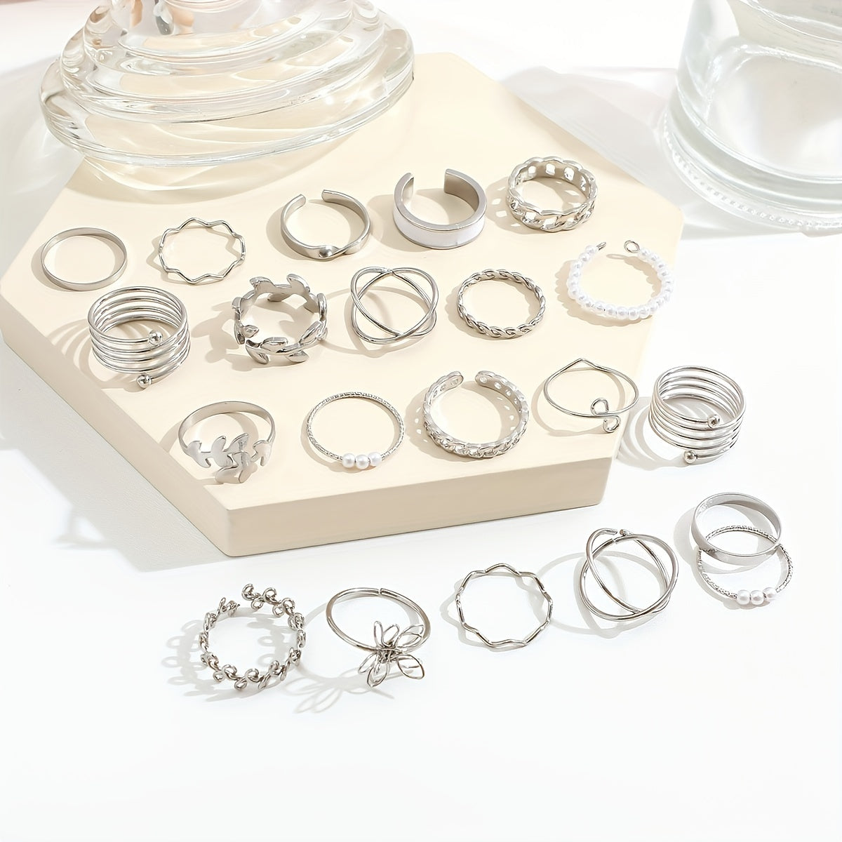 21pcs Chic Stacking Rings Trendy Leaf/ Flower/ Chain Design Mix And Match For Daily Outfits Party Accessories Gift For Your Family/ Friends