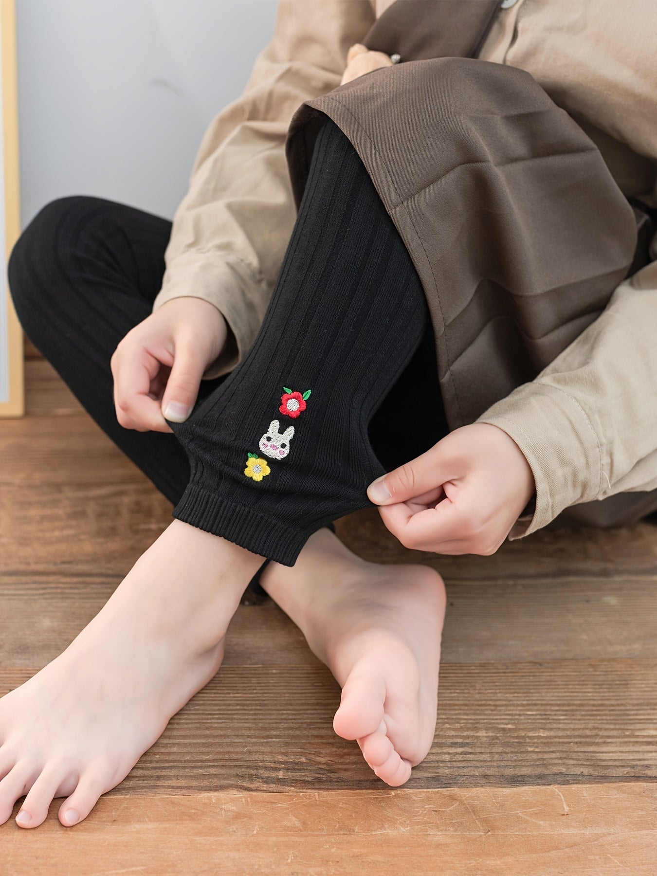 Kids' Base Pants, Girls' Spring/Autumn Vertical Stripe Slim Fit Knit Socks Embroidered Casual 9/10 Pants