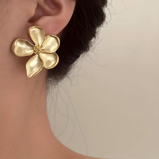 Vintage Inspired Exaggerated Flower Stud Earrings for Women - Delicate Zinc Alloy Jewelry with Elegant Style for Daily, Party Occasions - Perfect for Mardi Gras Day and All Seasons