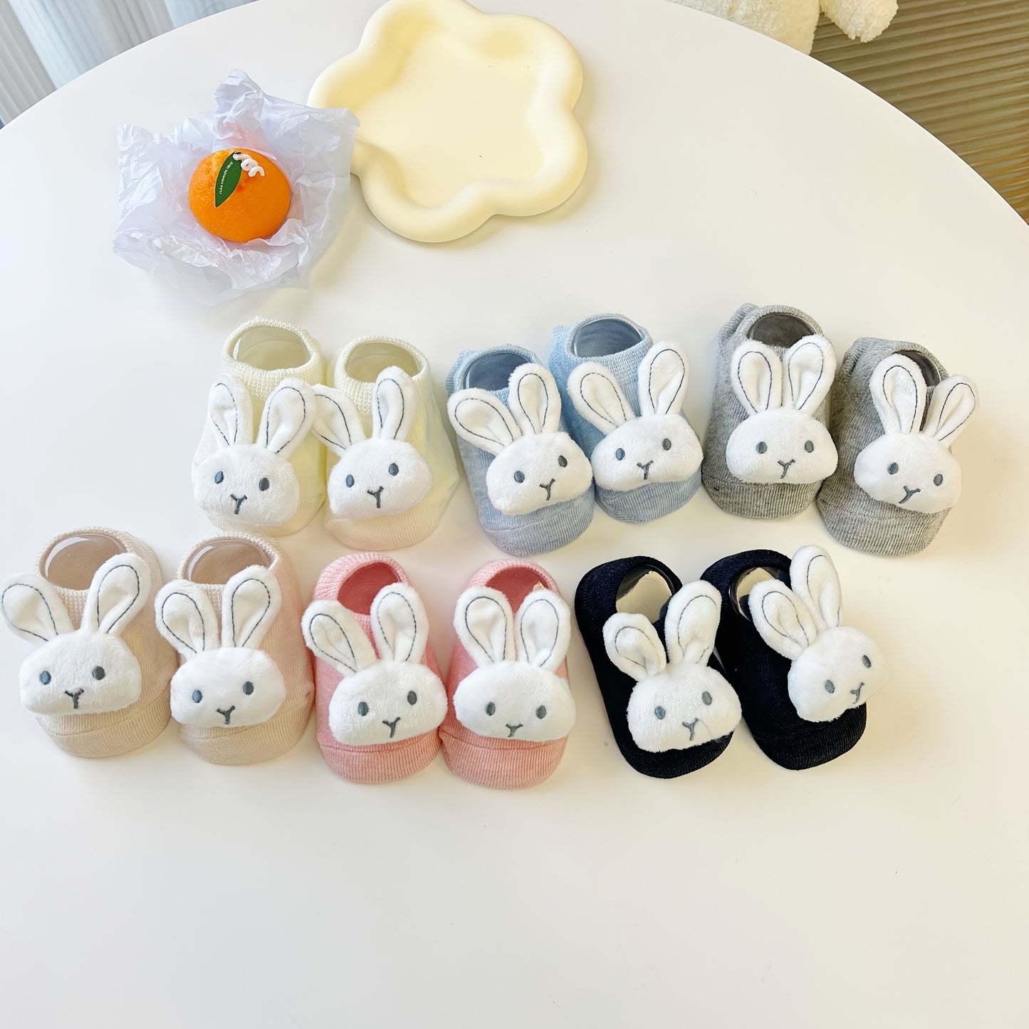 A Pair of Baby Socks for Newborns, Suitable for Infants Aged 0-1, Featuring Non-Slip Soles for Crawling And Walking