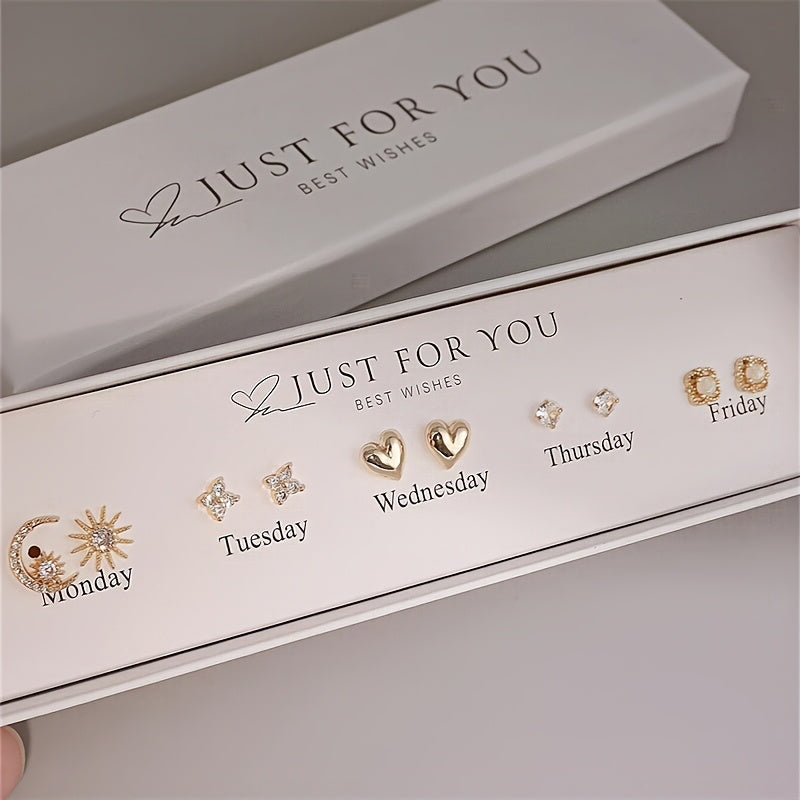 Gift Box Set Featuring Synthetic Zirconia, Allowing for Casual Mix-And-Match for All Seven Days of The Week. Designed with a Star And Moon Goddess Theme, It Includes Smooth Heart Shapes And Hollow Flower Designs, Perfect for
