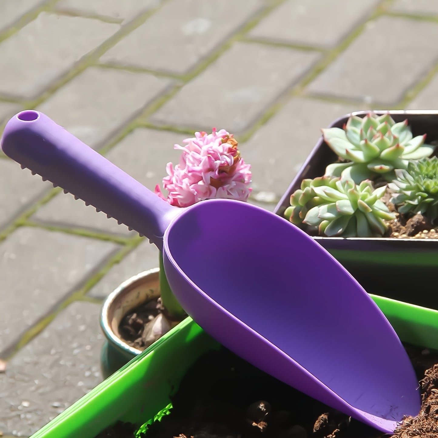 1pc Garden Shovel, Flower Vegetables Planting Soil Loosening Shovel, Plastic Succulent Plants Soil Shovels, Handheld Soil Scoop Scale Mark Loosening Soil, Plastic Potting Soil Scoop Garden Shovel Digging Tool, Garden Supplies