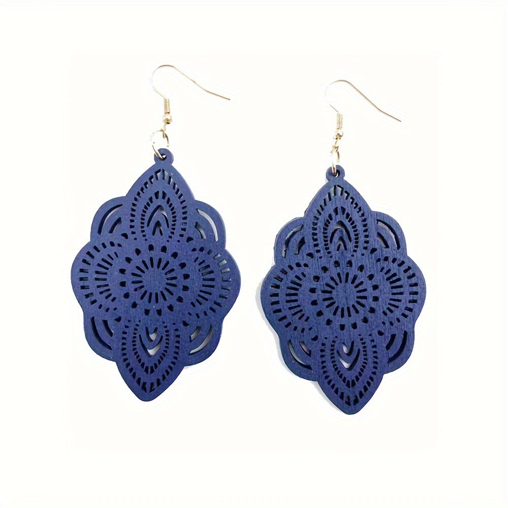 Green/ Black Carved Flower Pattern Dangle Earrings Retro Elegant Style Wooden Jewelry Delicate Holiday Vacation Ear Ornaments