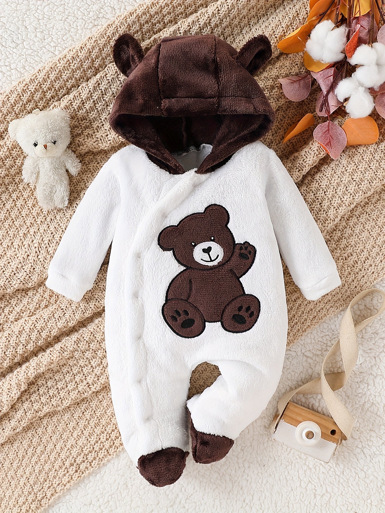 Baby Footed Onesie, Newborn Infant Footed Romper, Winter Thickened Plush Warm Base Layer, Perfect for Outdoor