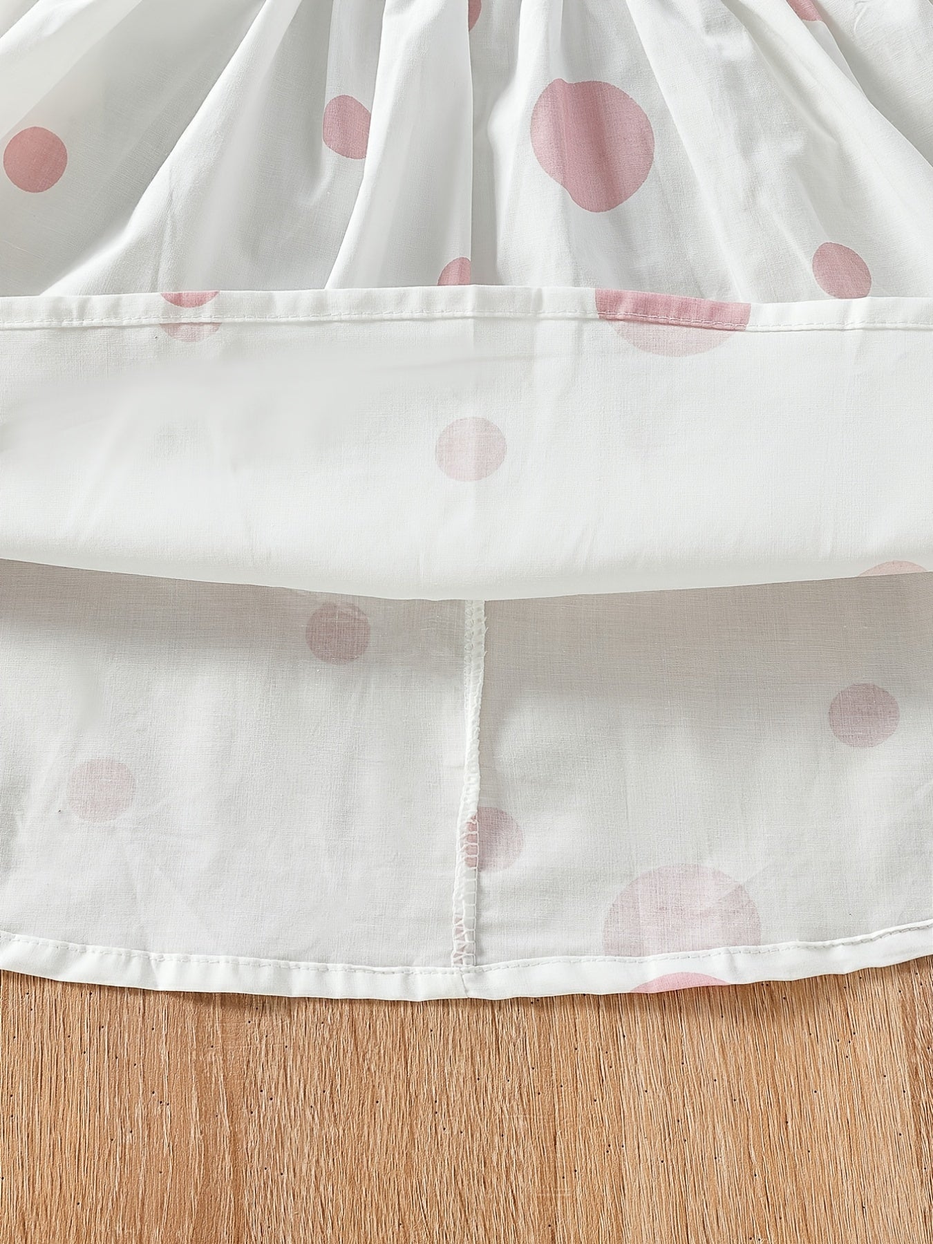 Girls' White Spaghetti Strap Dress with Red Polka Dots And Bow Decoration, a Cute Summer Outfit