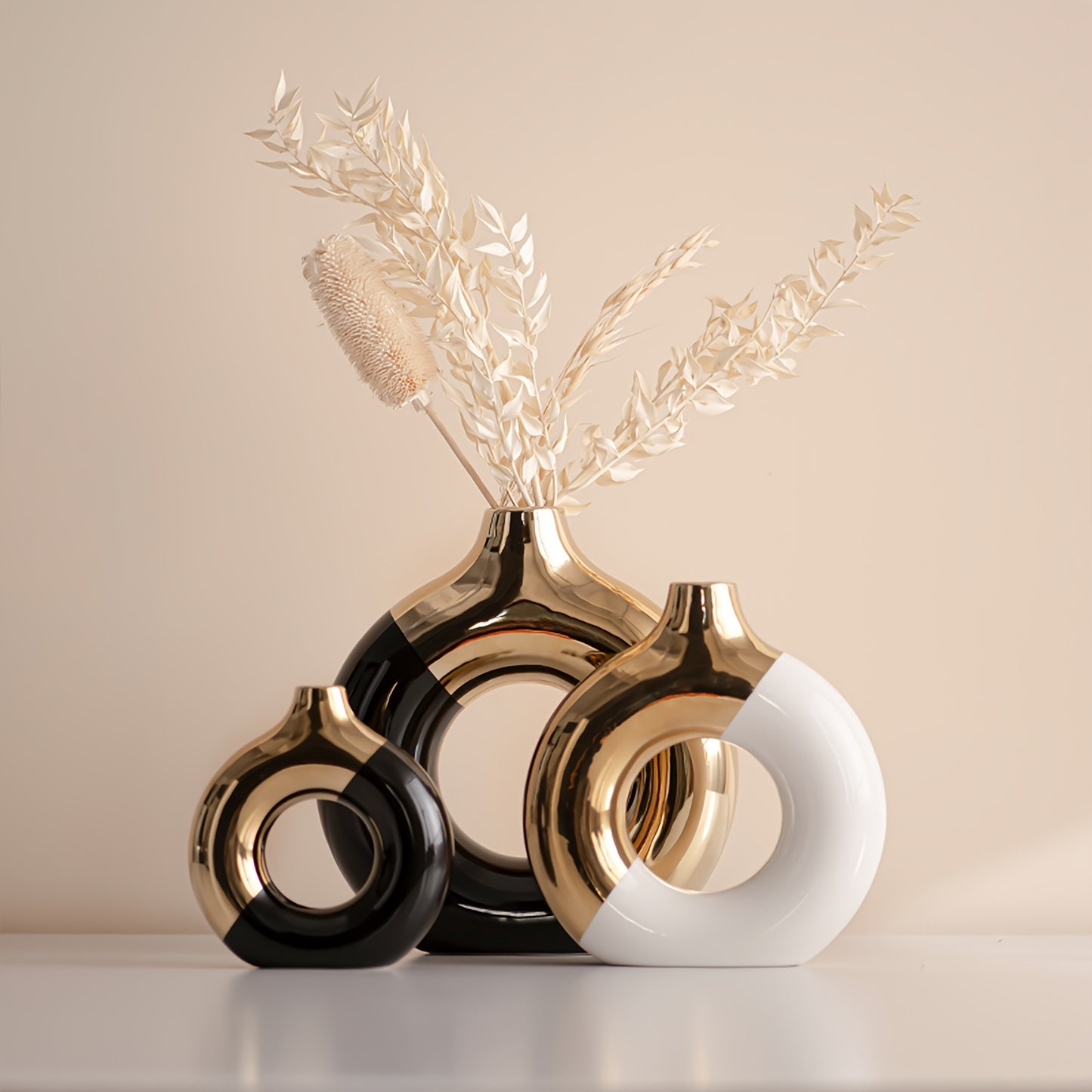 Chic Modern Ceramic Vase in Black, Golden & White - Geometric Design for Home Decor | Ideal for Dried Flowers, Fresh Blooms & Greenery | Perfect for Office, Living Room, Entryway, or Study Desk
