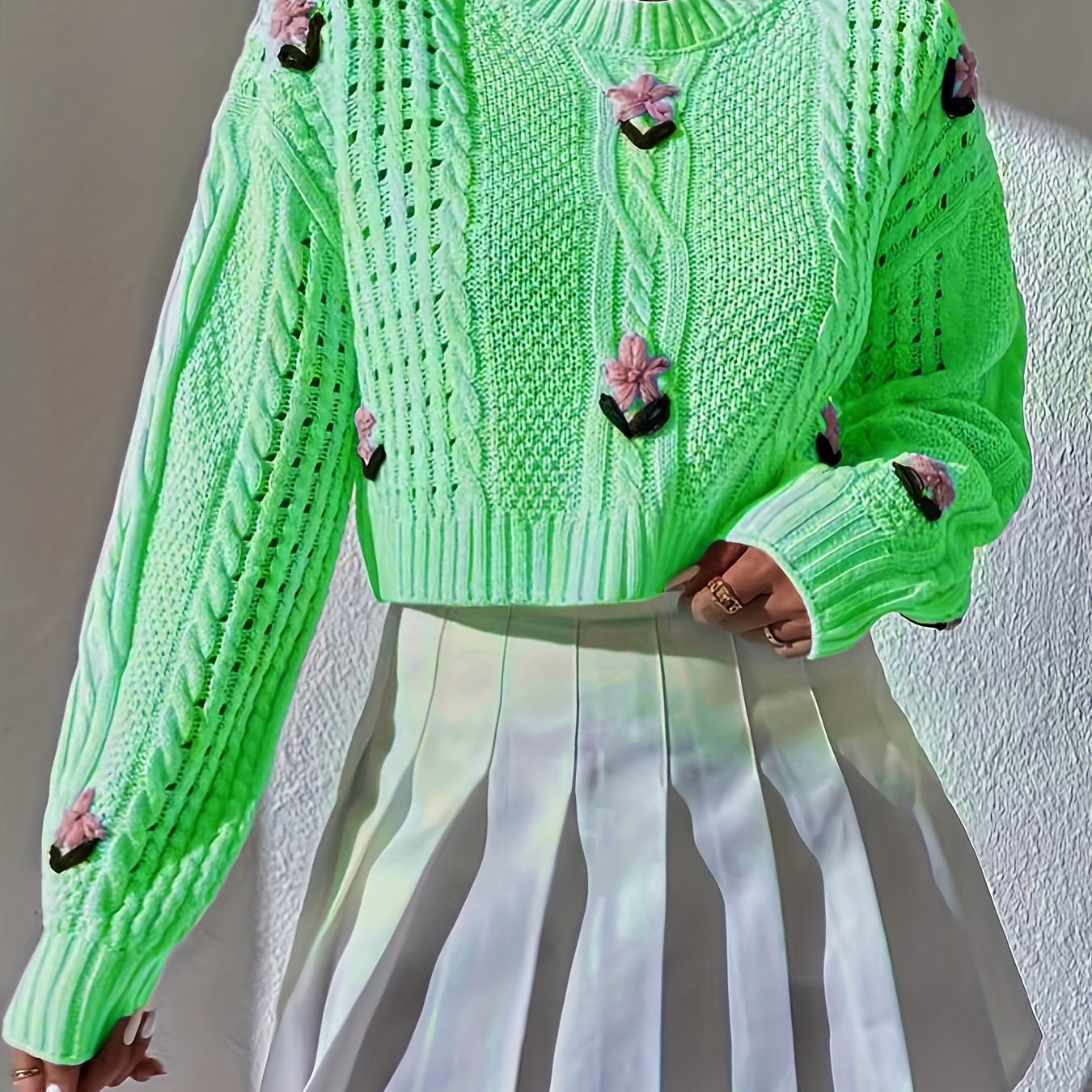 Zhonggong Hand-embroidered Retro Elegant Sweater Set With Flower Pattern